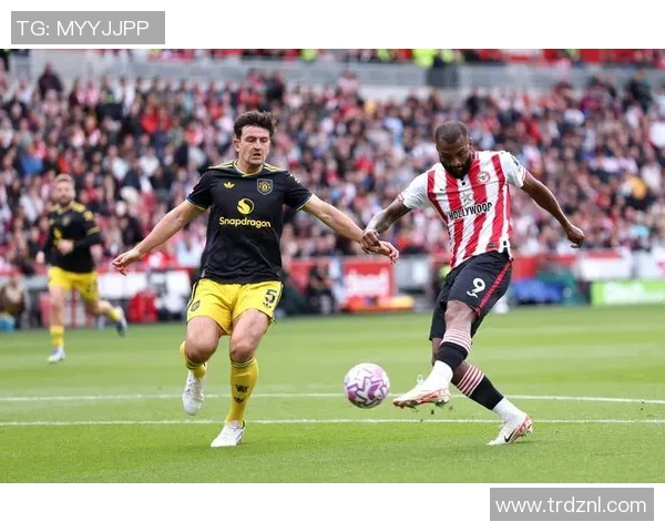 12月14日英超激战布伦特福德对决利兹联热那亚迎战国际米兰精彩对抗 12月14日英超激战布伦特福德对决利兹联热那亚迎战国际米兰精彩对抗