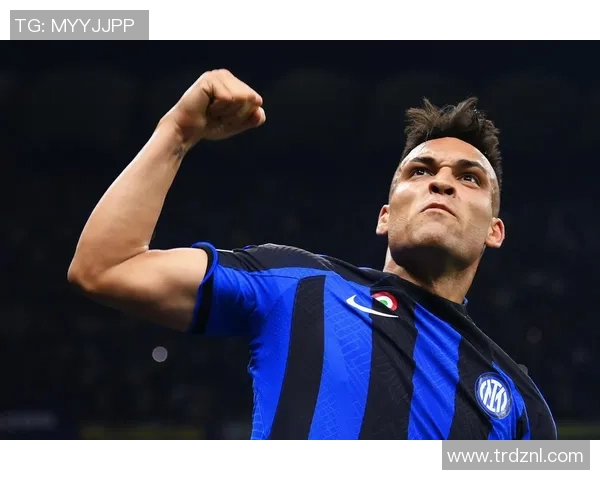 36岁国际米兰旧将带领球队豪取10连胜登顶荷甲榜首展现精湛技艺 36岁国际米兰旧将带领球队豪取10连胜登顶荷甲榜首展现精湛技艺